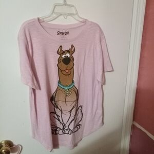 Women's Scooby Doo Graphic Tshirt